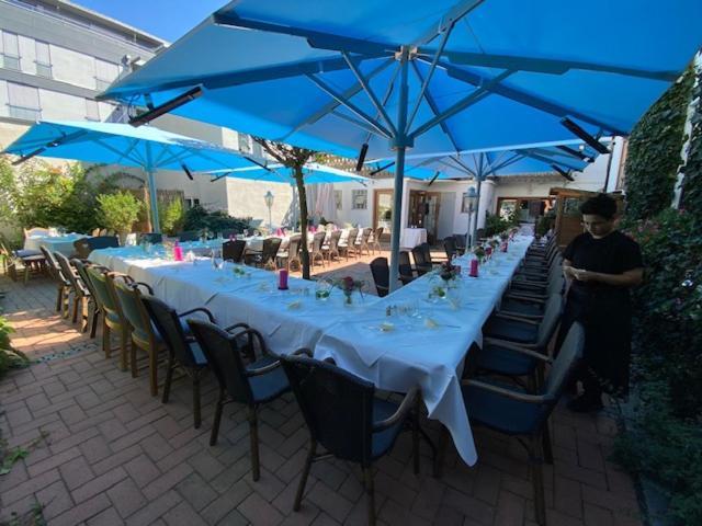 Restaurant-Cafe-Pension Himmel Λάντσχουτ Εξωτερικό φωτογραφία