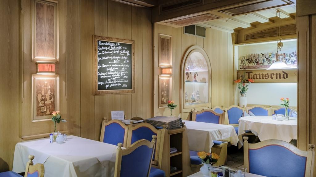 Restaurant-Cafe-Pension Himmel Λάντσχουτ Εξωτερικό φωτογραφία